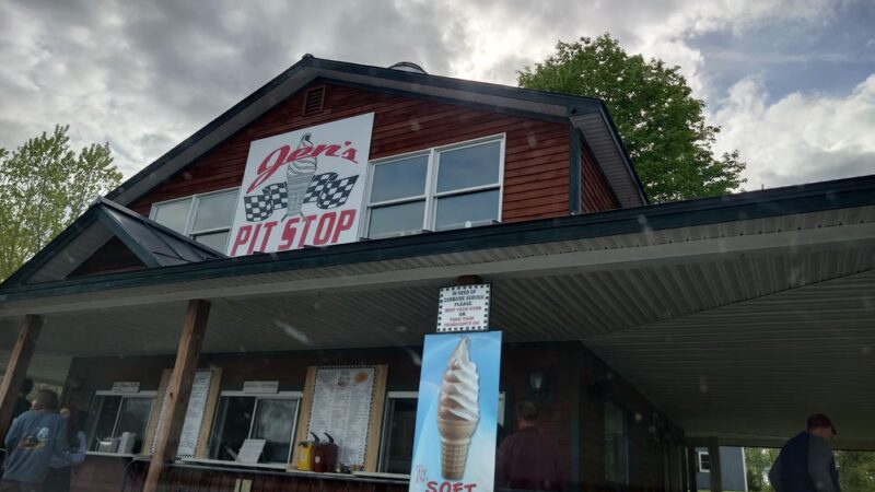 Jen's Pit Stop - Granville, NY