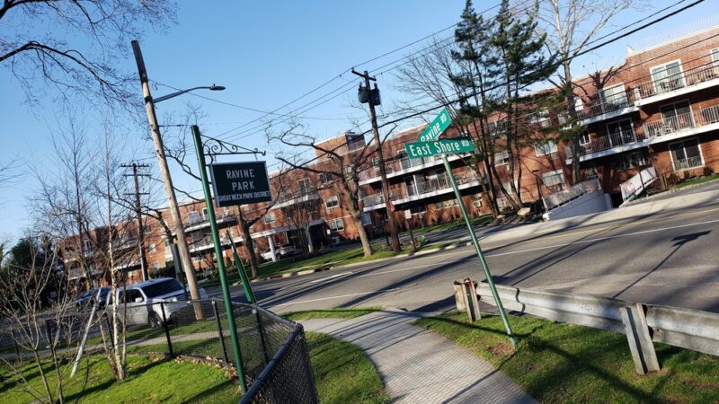 Ravine Park - Great Neck, NY