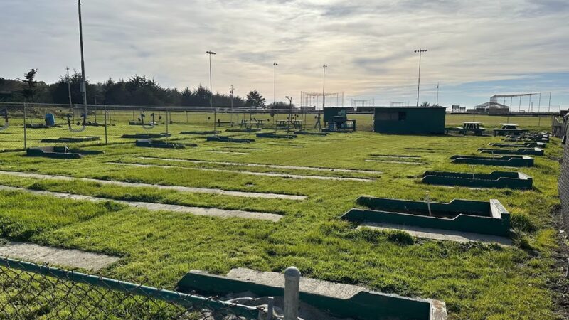 Half Moon Bay Dog Park - Half Moon Bay, CA