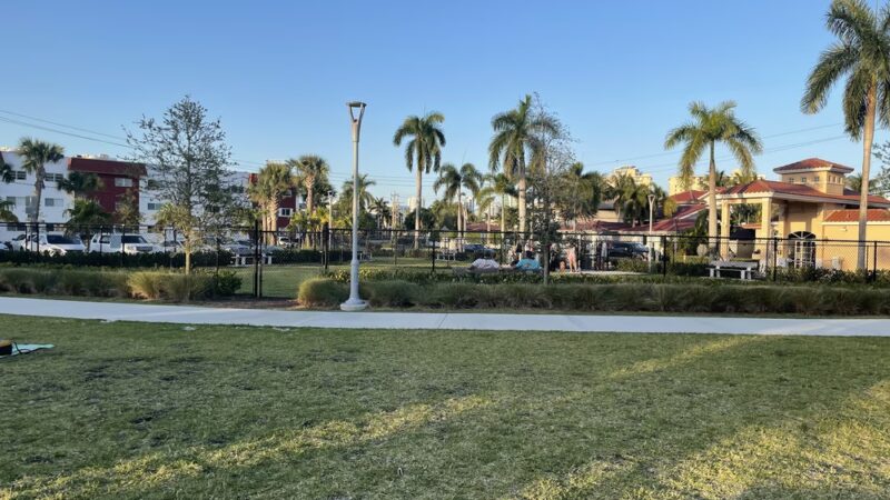 Golden Isles Park - Hallandale Beach, FL