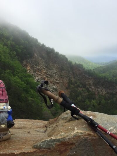 Boots Off Hostel & Campground - Hampton, TN