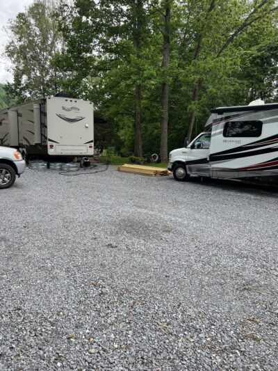 River valley RV park and campground - Hampton, TN