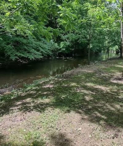 Lazy Acres Outpost - Hanover, WV