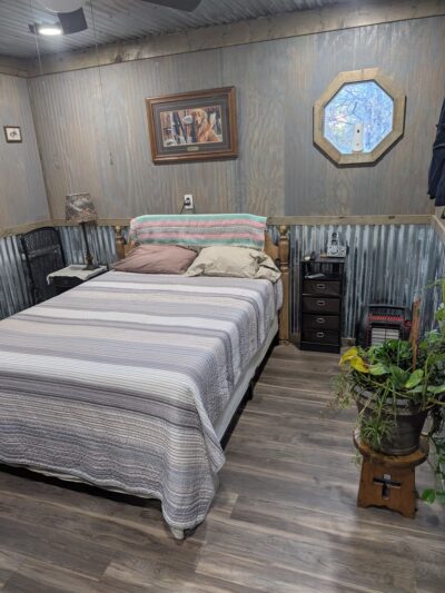 Lazy Acres Outpost - Hanover, WV