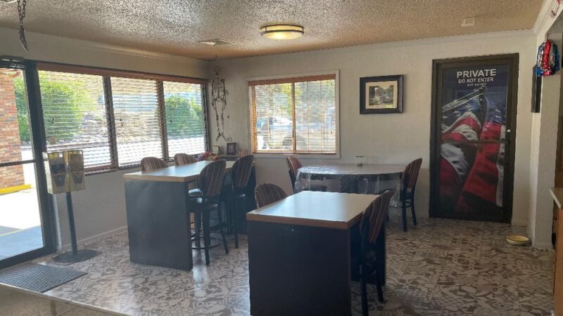 Village Inn - Hardy, AR
