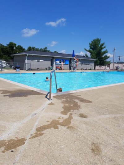 Trey Park / skatepark & Trousdale County swimming pool - Hartsville, TN