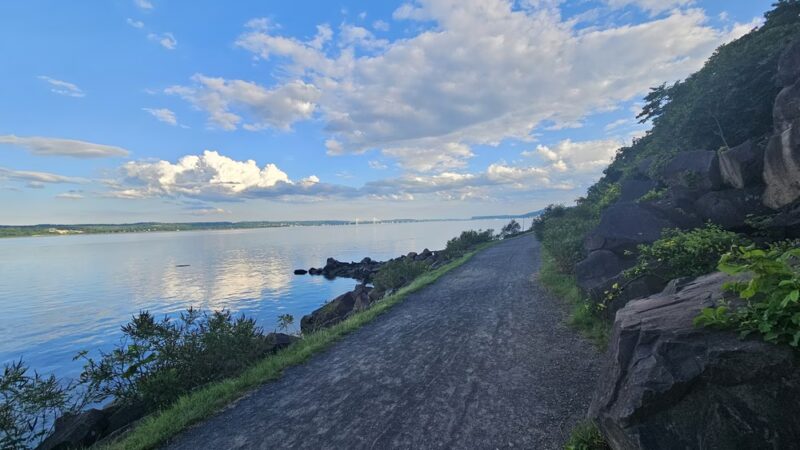 Hudson River Greenway trailhead & parking - Haverstraw, NY