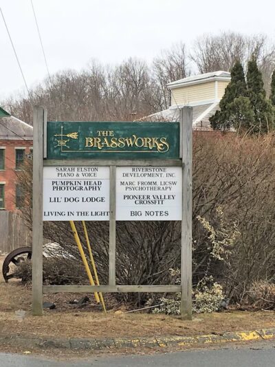 Lil Dog Lodge - Haydenville, MA
