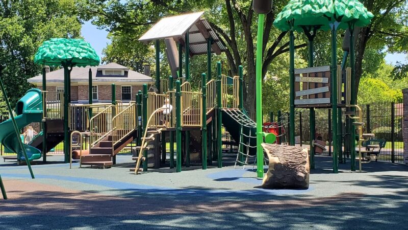 Freeman Playground - Helena, AR