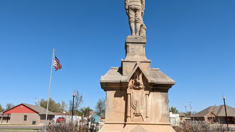 Memorial Park - Hennessey, OK