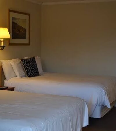 Henniker Motel - Henniker, NH