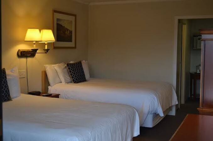 Henniker Motel - Henniker, NH