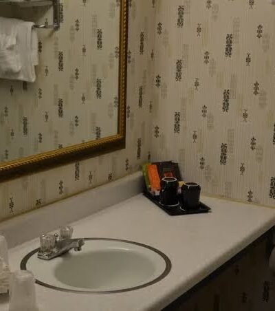 Henniker Motel - Henniker, NH