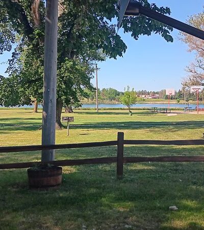 Mirror Lake Park - Hettinger, ND