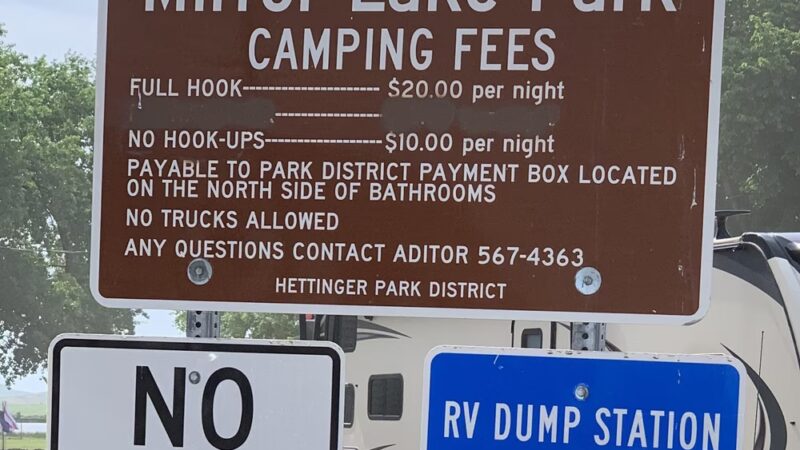 Mirror Lake Park - Hettinger, ND