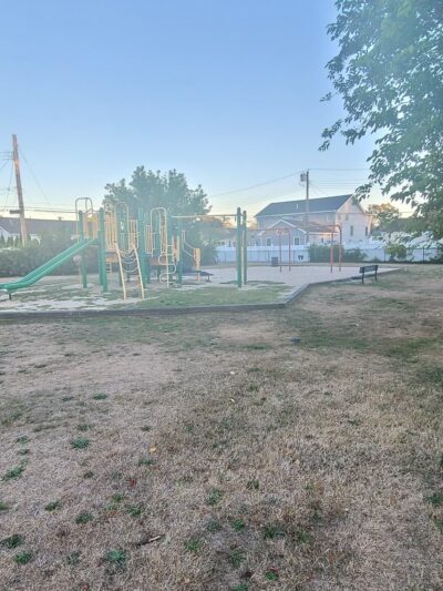 Neighborhood Park - Hicksville, NY