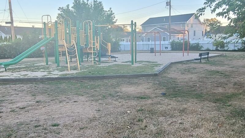 Neighborhood Park - Hicksville, NY