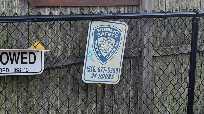 Neighborhood Park - Hicksville, NY