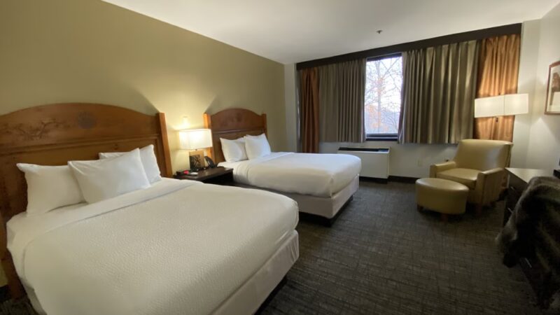 Bear Mountain Inn - Overlook Lodge - Highland Falls, NY
