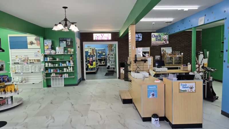 Furplus City - Hillsboro, MO