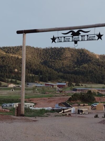 Fall River Ranch RV Resort - Hot Springs, SD