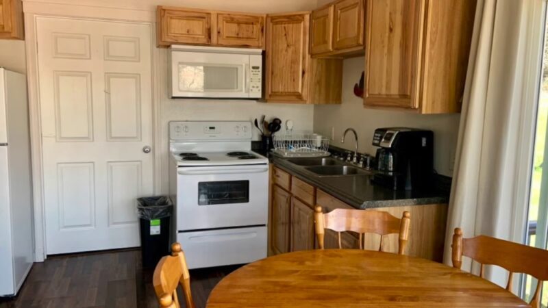 Hidden Lake Campground and Resort - Hot Springs, SD