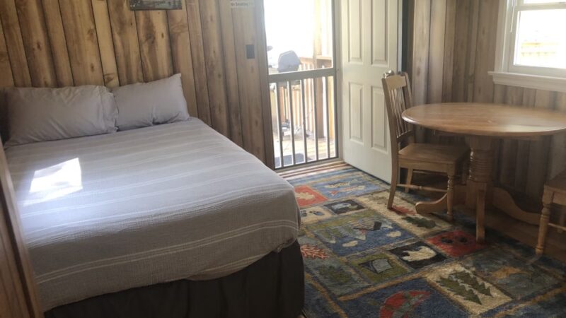 Hidden Lake Campground and Resort - Hot Springs, SD