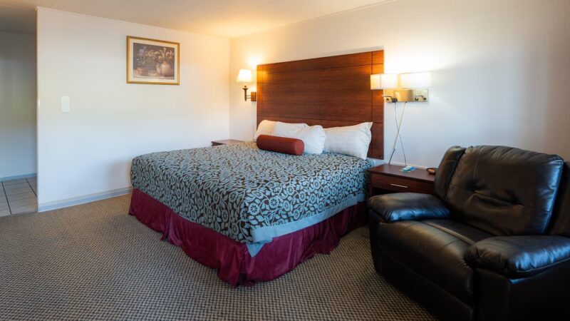 Hot Springs Hills Inn - Hot Springs, SD