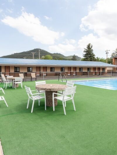 Hot Springs Hills Inn - Hot Springs, SD