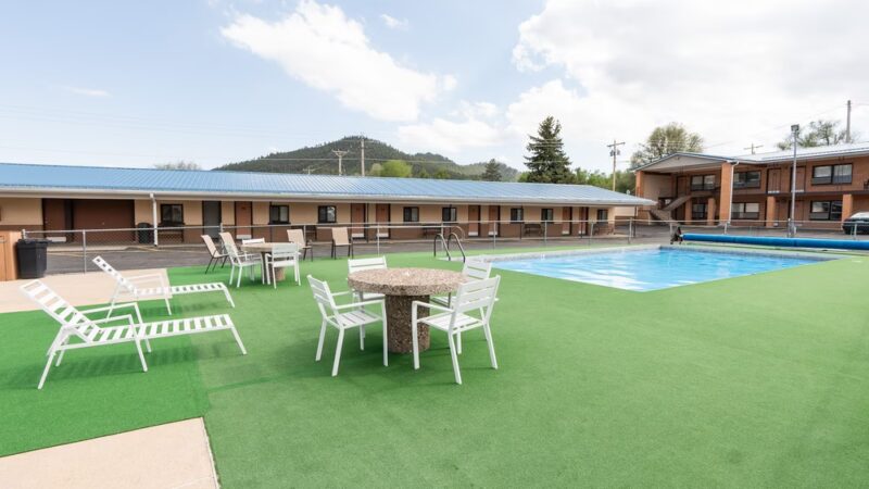 Hot Springs Hills Inn - Hot Springs, SD
