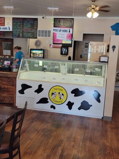 Two Cows Creamery and Bistro - Hot Springs, SD