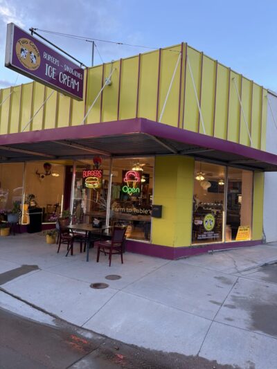 Two Cows Creamery and Bistro - Hot Springs, SD