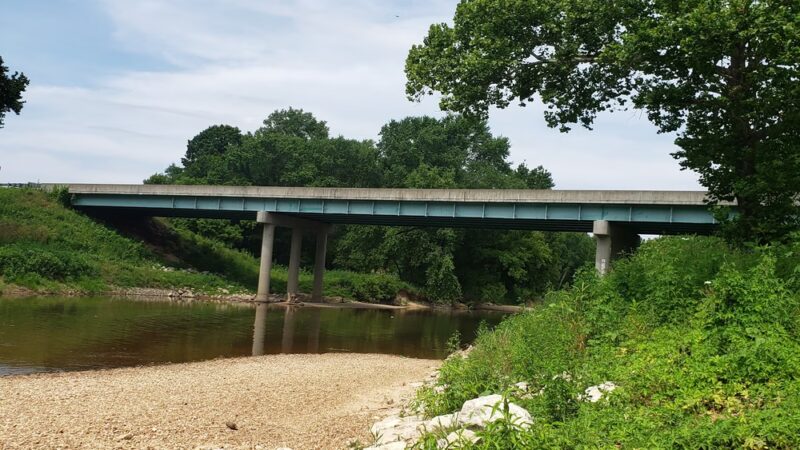 Dog's Bluff Access - Houston, MO