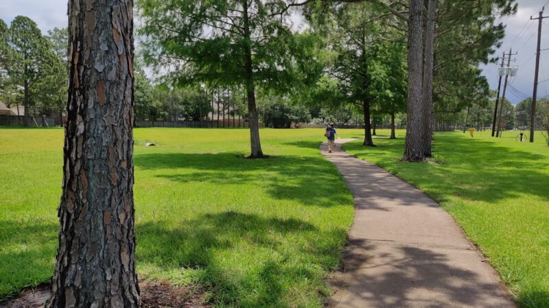 Bay Knoll Greenbelt Walking Trail - Houston, TX