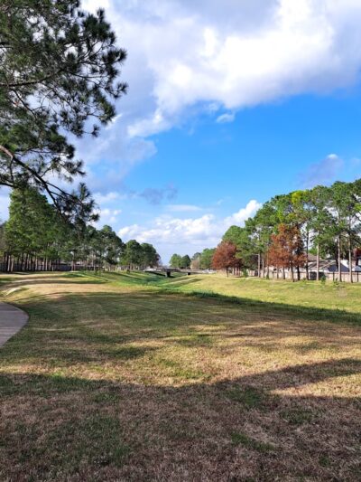 Bay Knoll Greenbelt Walking Trail - Houston, TX