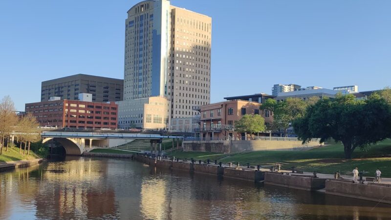 Buffalo Bayou Hike and Bike Trail Downtown - South Bank - Houston, TX