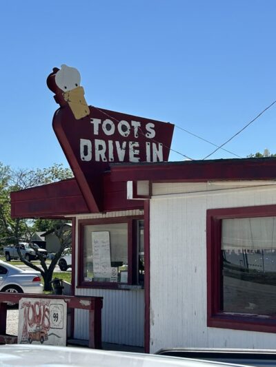 Toots Drive-In - Howard, KS