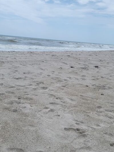Indialantic Beach/across from Longdoggers - Indialantic, FL