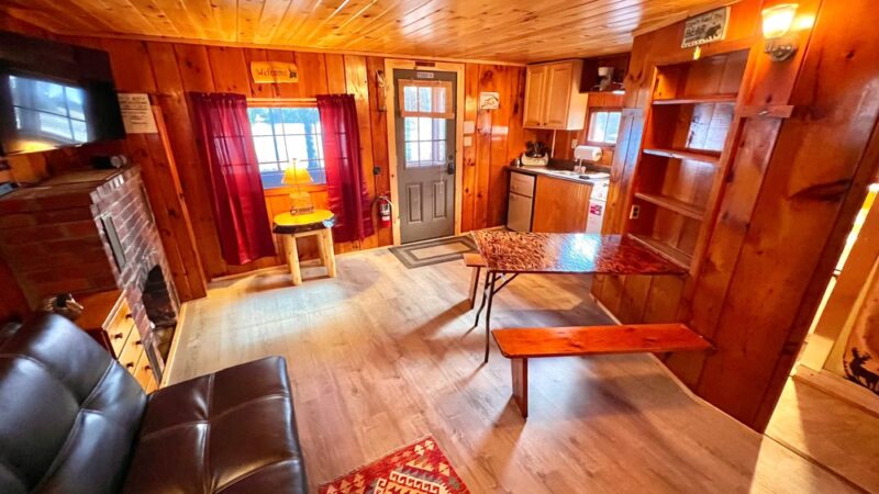 Adirondack Lake Cabins - Indian Lake, NY