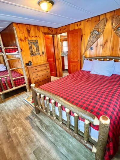 Adirondack Lake Cabins - Indian Lake, NY