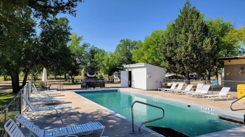 Badlands / White River KOA Holiday - Interior, SD