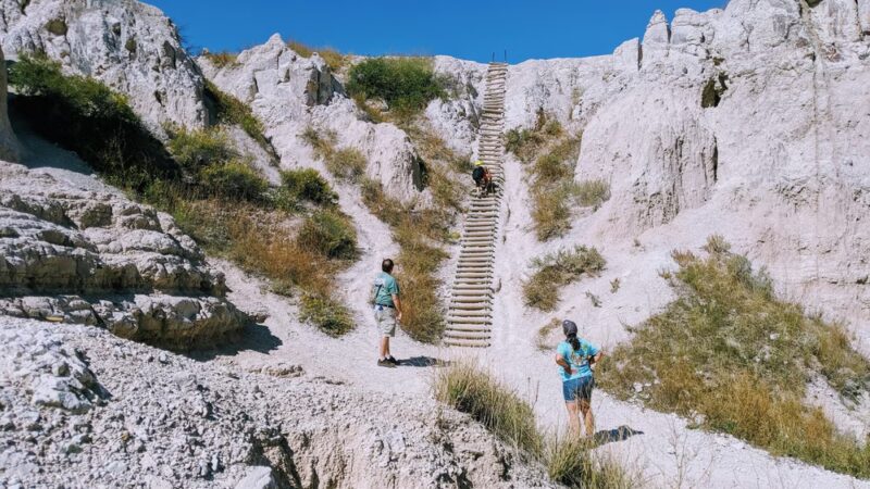 Notch Trail - Interior, SD