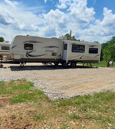 Country Roads RV Park - Irvington, KY
