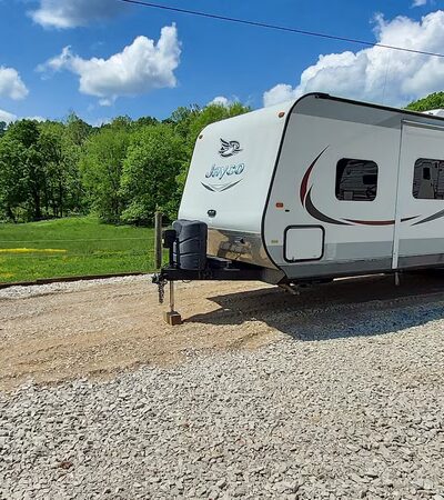 Country Roads RV Park - Irvington, KY