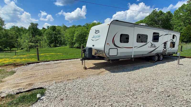 Country Roads RV Park - Irvington, KY