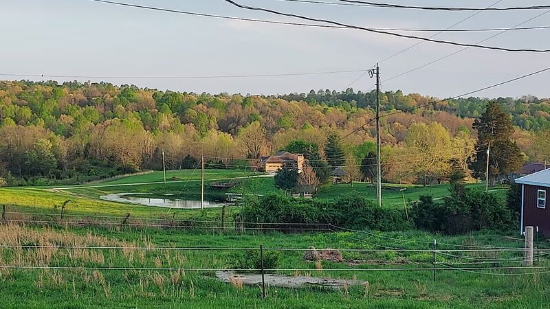 Country Roads RV Park - Irvington, KY