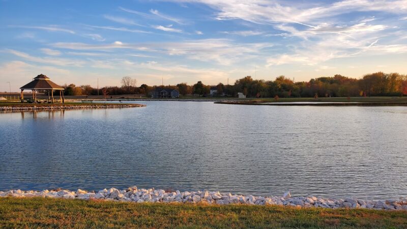 Wock Family Lake & Walking Trail - Jerseyville, IL