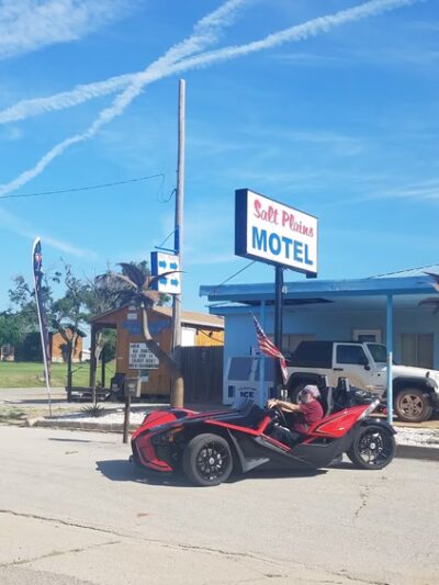 Salt Plains Motel - Jet, OK