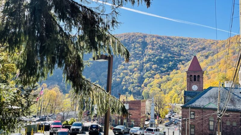 Switchback Railroad Trail - Trailhead (Packer Hill Avenue) - Jim Thorpe, PA