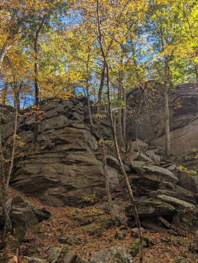 Snake Den State Park Trailhead Parking - Johnston, RI